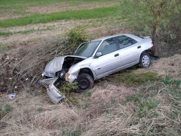 Под Миорами женщина на Citroen вылетела в кювет: есть пострадавшие, в том числе ребенок
