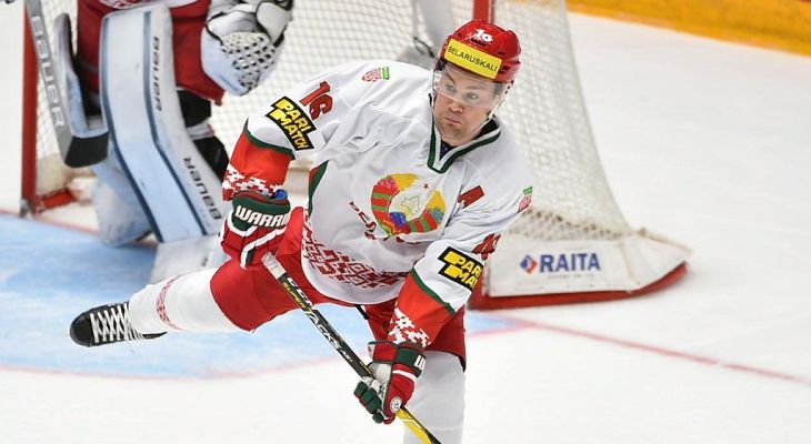 Один из лучших хоккеистов сборной Беларуси сменил клубную прописку