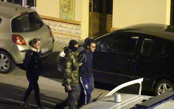 Подросток, захвативший заложников, задержан