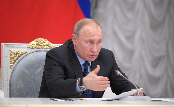 В Кремле рассказали, почему Путин не поздравил Зеленского с Днем Победы