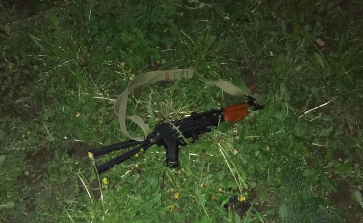 В Минске двое мужчин требовали от хозяев квартиры $10 тыс. под угрозой автомата