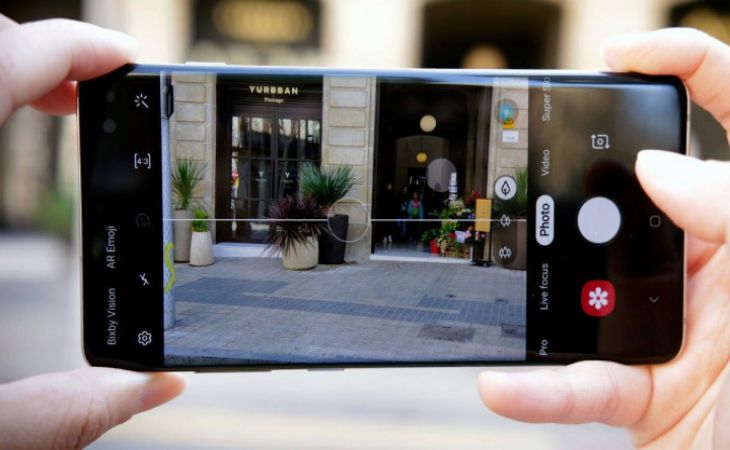 Samsung анонсировала 64-мегапиксельный сенсор для смартфонов Samsung анонсировала 64-мегапиксельный сенсор для смартфонов