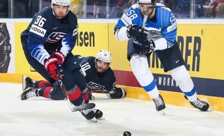 Сборная США победила Финляндию на чемпионате мира по хоккею в Словакии