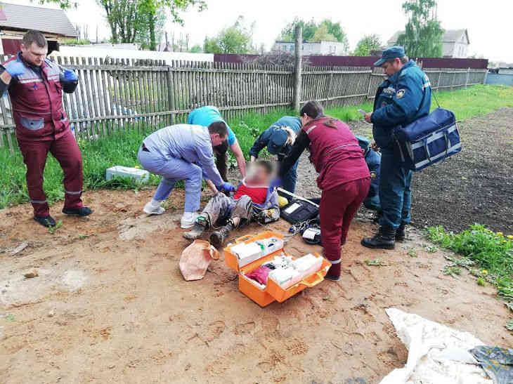 В Могилевском районе мужчина красил колодец и потерял сознание