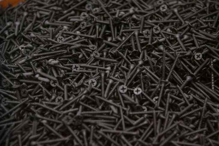 Мужчина «случайно» проглотил 116 гвоздей и забыл об этом Мужчина «случайно» проглотил 116 гвоздей и забыл об этом