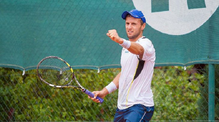 Теннис. Самарканд.  Белорус Игнатик добрался до 1/4 финала 