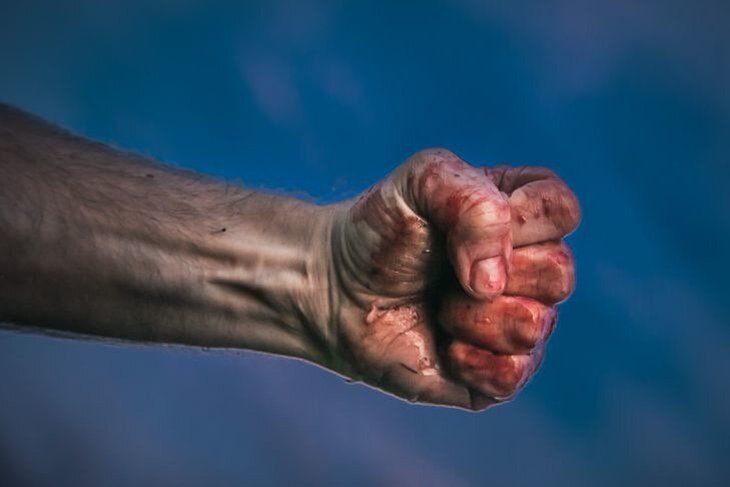 Нападение в Минске на водителя автомобиля Mazda попало на видео Нападение в Минске на водителя автомобиля Mazda попало на видео