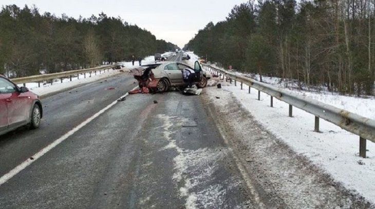 Летел под 200км/ч.  Пьяный бесправник под Лунинцом устроил смертельное ДТП
