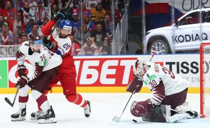Сборная Чехии одержала волевую победу над Латвией на ЧМ по хоккею