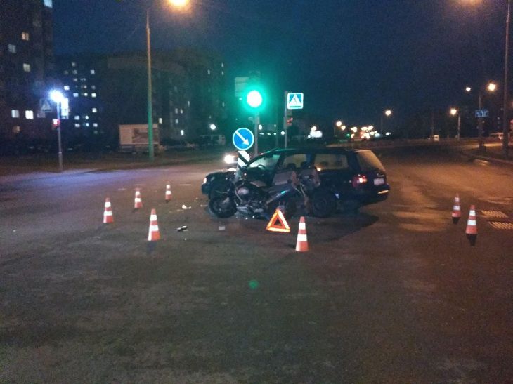 В Гродно столкнулись легковушка и мотоцикл