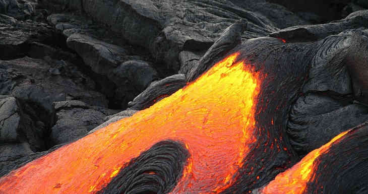 Об опасности извержения вулкана возле Токио предупредили в Японии Об опасности извержения вулкана возле Токио предупредили в Японии