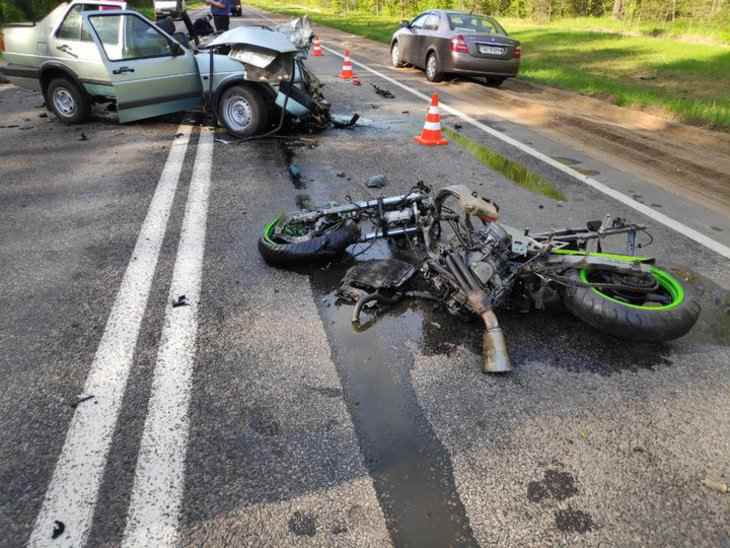 Жесткое ДТП на трассе под Быховом: погибли оба водителя
