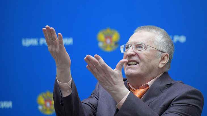 Жириновский советует искать причины аварий самолетов в прошлом