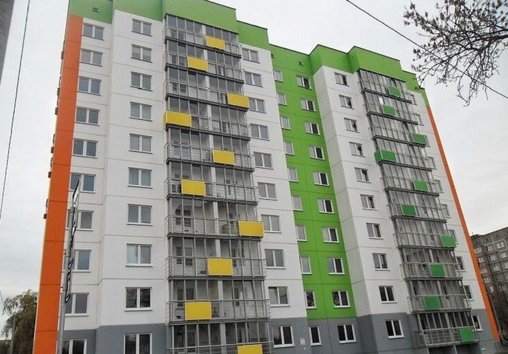 Стало известно, сколько жилья для нуждающихся белорусов построили за 4 месяца