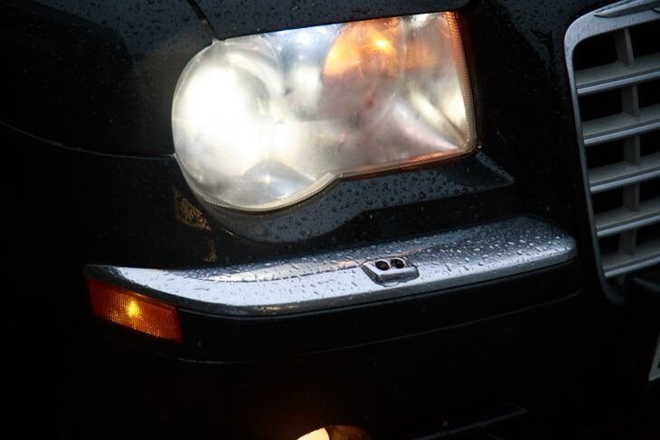 ГАИ предупреждает: в Беларуси 25 мая ближний свет станет обязательным