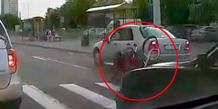 Появилось видео наезда на велосипедистку с ребенком в Минске