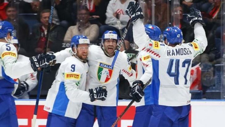 Хоккей. ЧМ. Франция и Австрия попрощались с элитой 