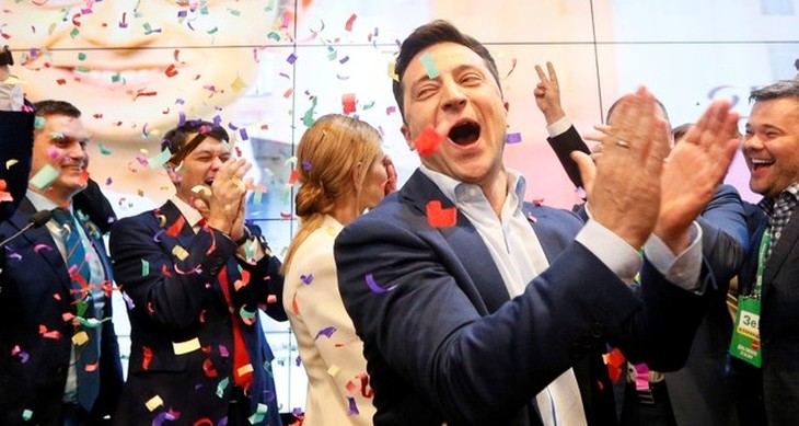 Зеленский подписал указ о роспуске Верховной рады