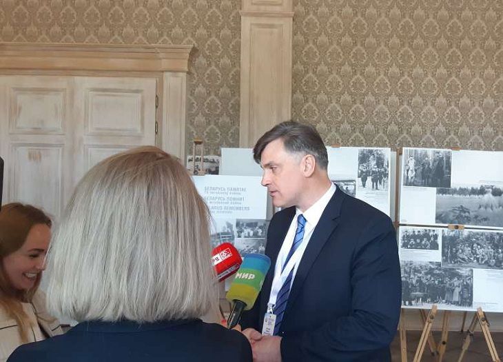 Фейковые новости в Беларуси: кто с ними борется?