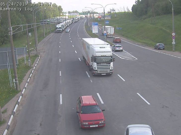 На границе с Литвой огромные очереди