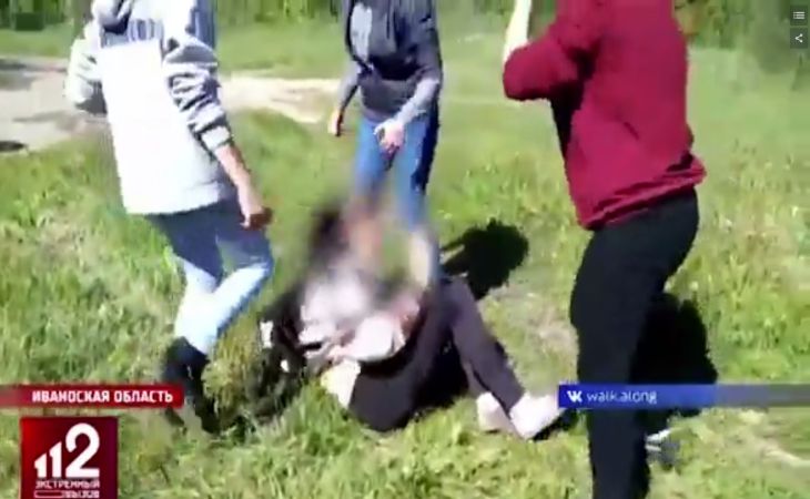 «Пинали по голове за парня»: школьницы избили одноклассницу «Пинали по голове за парня»: школьницы избили одноклассницу