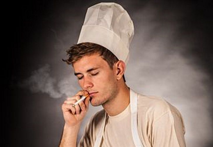 Психологи придумали странный способ бросить курить Психологи придумали странный способ бросить курить