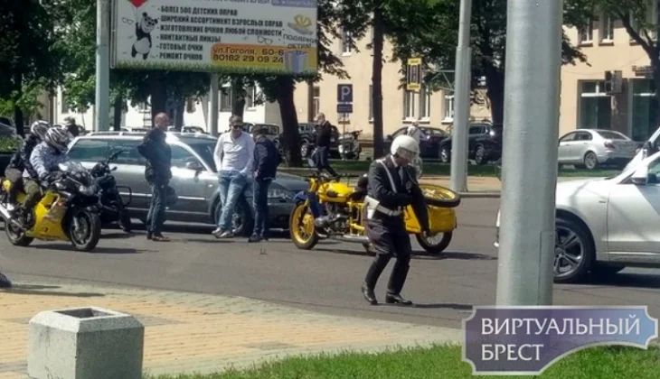 В Бресте на месте ДТП был замечен «гаишник из прошлого»