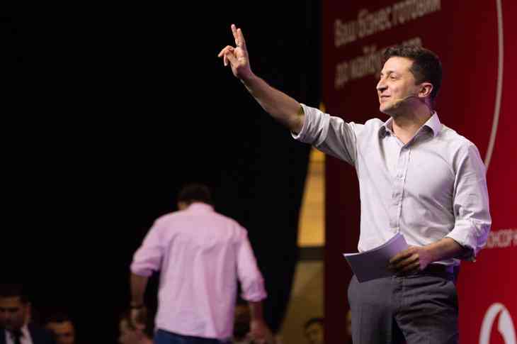 Коломойский рассказал, как украинские олигархи поддержали Зеленского Коломойский рассказал, как украинские олигархи поддержали Зеленского