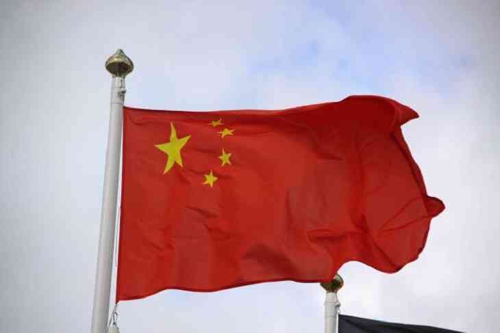Два человека погибли при обрушении крыши на заводе в Китае