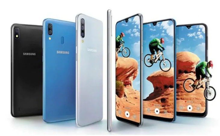 Цена недавно презентованного Samsung Galaxy A50 стремительно летит вниз 