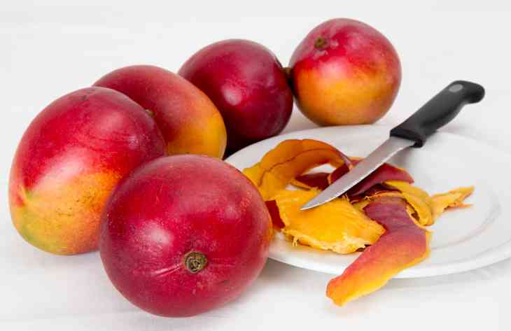 Ученые назвали фрукт, который поможет при раке груди