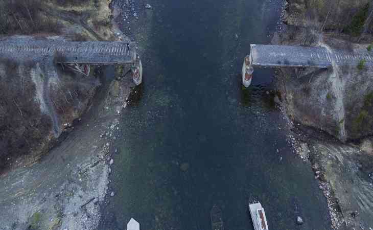 Необычная кража: неизвестные украли мост через реку