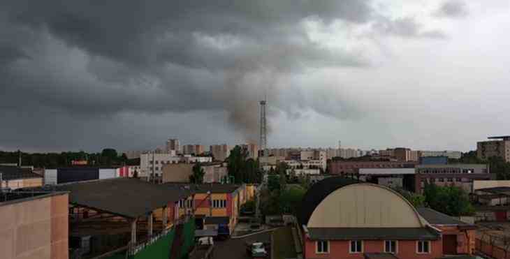 Пылевой смерч в Минске попал на видео