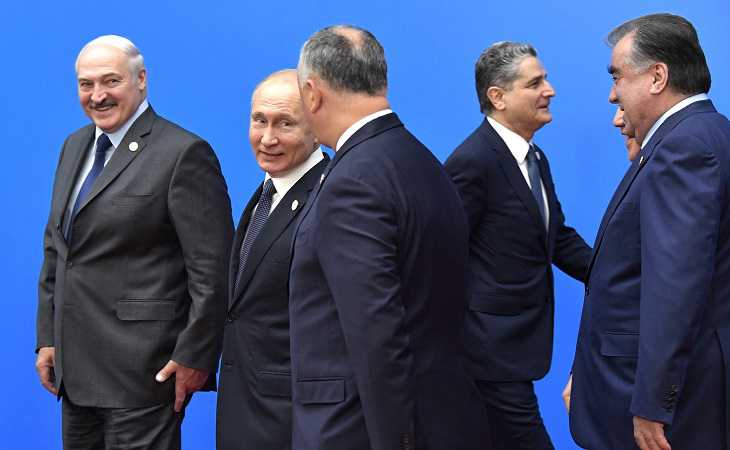 «Коротко пообщались». Лукашенко и Путин не обсуждали компенсацию за загрязнение «Дружбы»