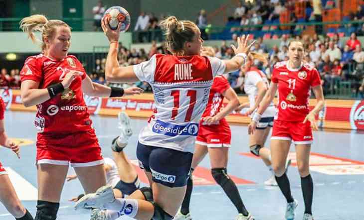 Женская сборная Беларуси по гандболу проиграла Норвегии в плей-офф чемпионата мира Женская сборная Беларуси по гандболу проиграла Норвегии в плей-офф чемпионата мира