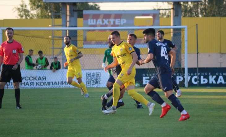 Солигорский «Шахтер» уверенно обыграл «Дняпро» и вышел на первое место в чемпионате Беларуси