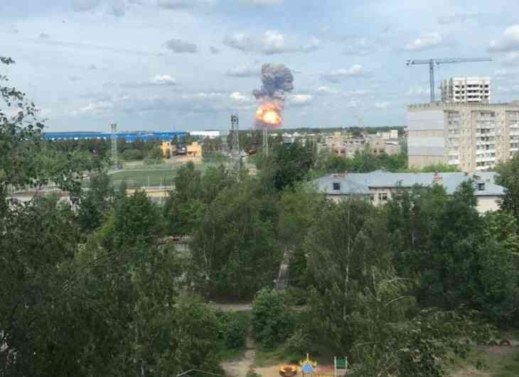 На заводе в Дзержинске прогремели взрывы: пострадали люди