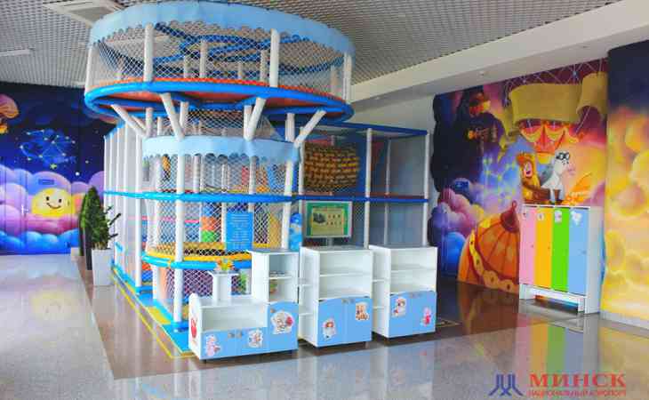 В Национальном аэропорту Минск открыли интерактивную зону для детей В Национальном аэропорту Минск открыли интерактивную зону для детей