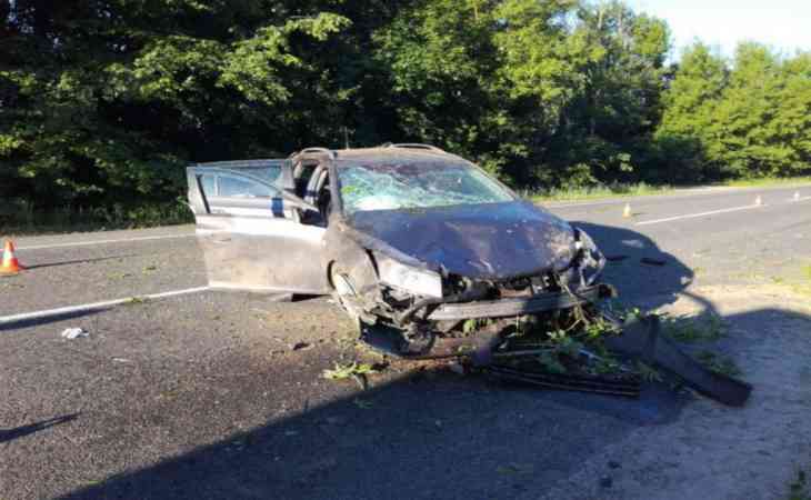 В Пинске нетрезвый водитель вылетел в кювет. Пострадала девушка