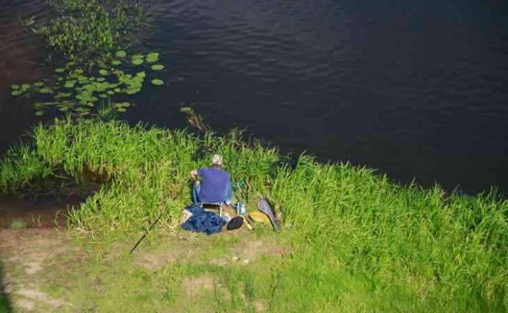 Рыбак в Барановичском районе поплыл за забытой снастью и утонул