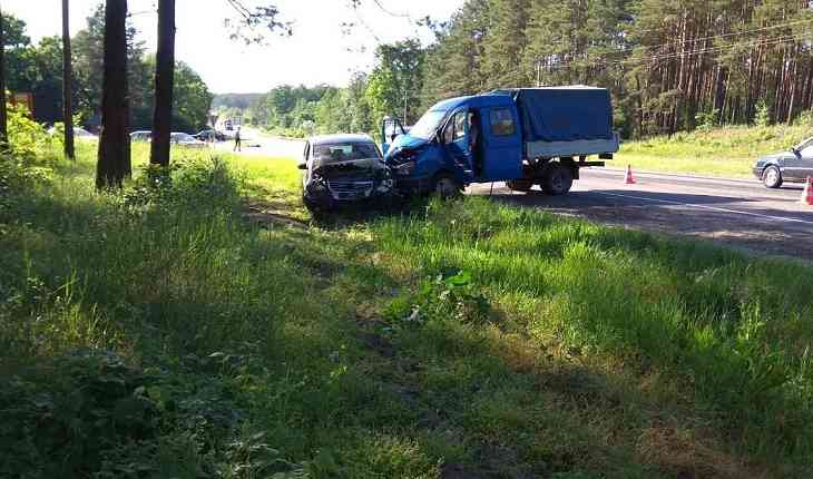 Водитель уснул под Речицей и устроил смертельное ДТП Водитель уснул под Речицей и устроил смертельное ДТП