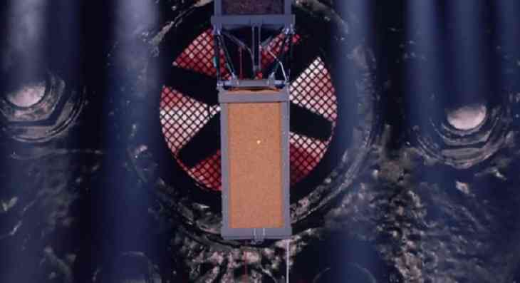 Иллюзионист похоронил себя заживо и напугал зрителей