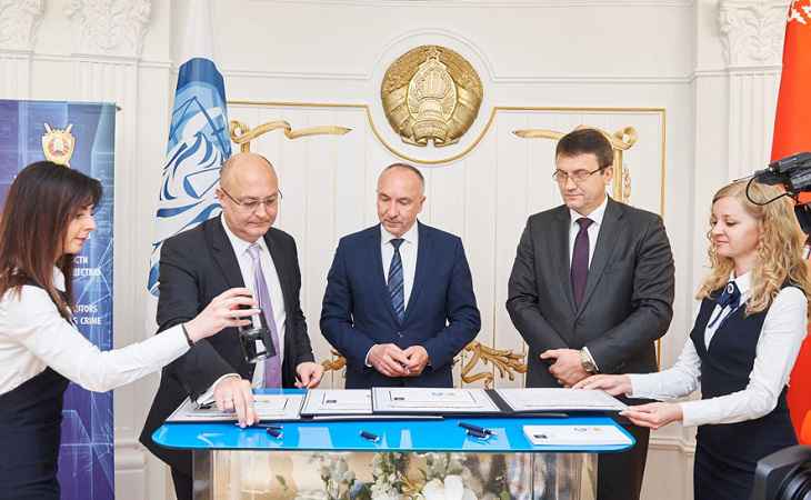 Генпрокурор Беларуси: «Я филателист с большим стажем» Генпрокурор Беларуси: «Я филателист с большим стажем»