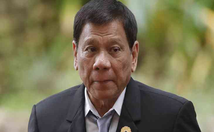 Президент Филиппин признался в гомосексуальности, но заверил, что излечился