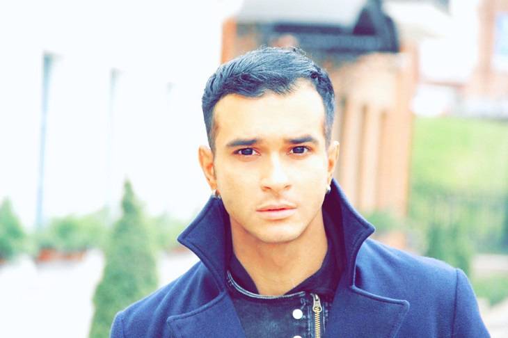 Готовил сольный альбом и пел в детских домах. Чем запомнился молодой белорусский певец Leo Nardo