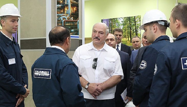 Лукашенко рассказал об углеводородах и независимости