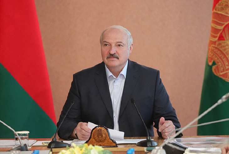 Лукашенко назначил нового министра здравоохранения и гендиректора МТЗ
