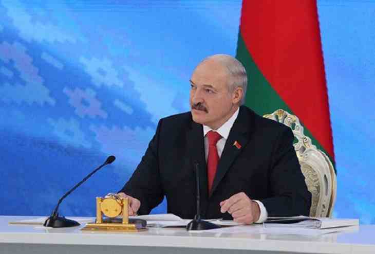 Лукашенко: Не надо, как вот произошло с цыганами. Надо ценить людей
