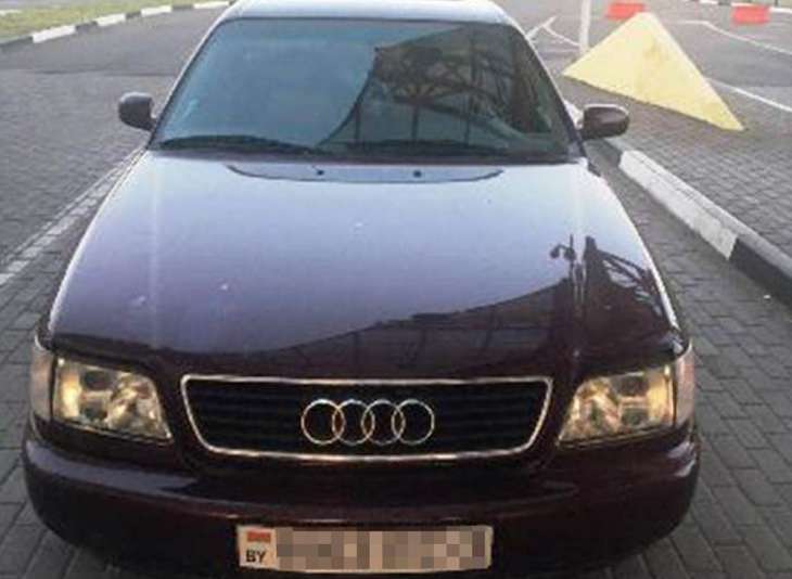 На украинско-польской границе остановили белоруса на авто с поддельным VIN-номером На украинско-польской границе остановили белоруса на авто с поддельным VIN-номером