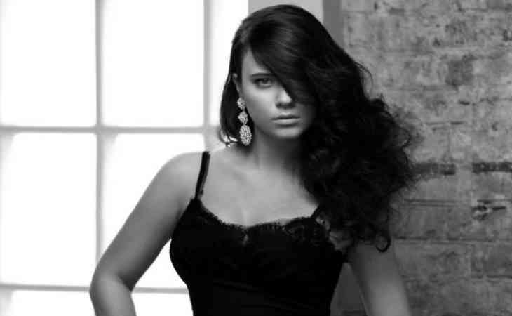 Названа предварительная причина смерти 26-летней звезды покера